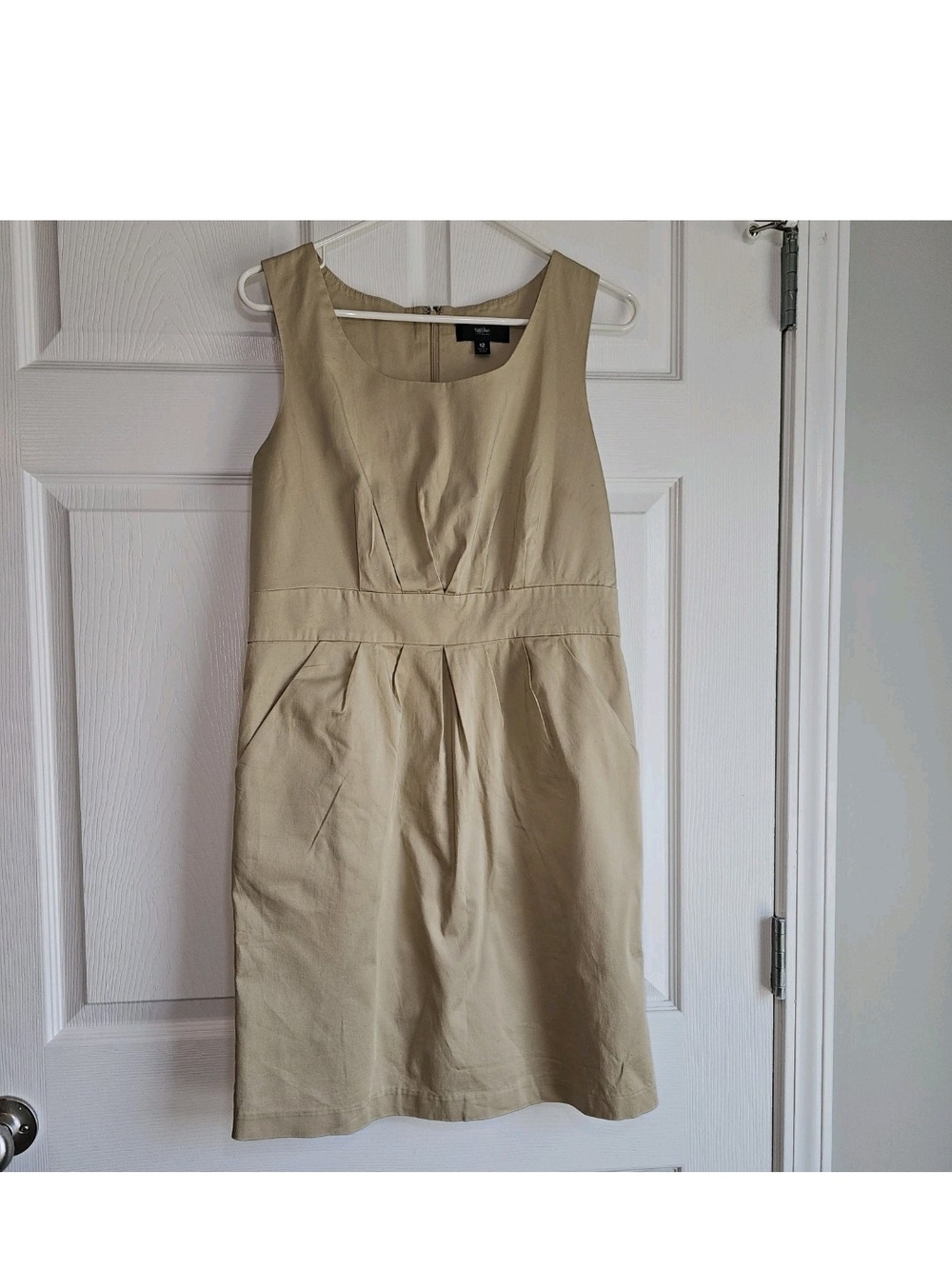 Sleeveless Sheath Dress Pockets Pleats Cotton Spandex Stretch 12 Khaki Cocktail